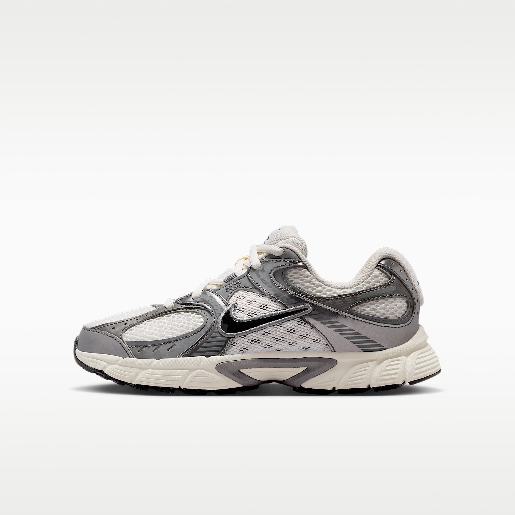 希少 00s NIKE イタリア製 ナイロン サイクリング レーシング Nike V5 RNR Big Kids' Shoes. Nike.com